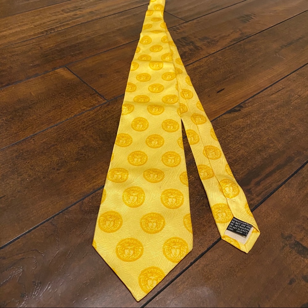 Gianni Versace Vintage Yellow Silk Tie